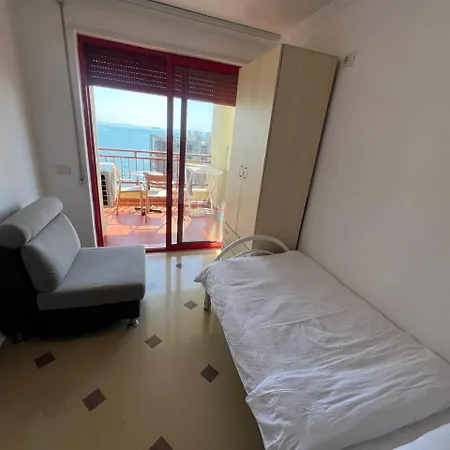 Apartamento Casa Del Mar 2-sea View Vollga, 2br *